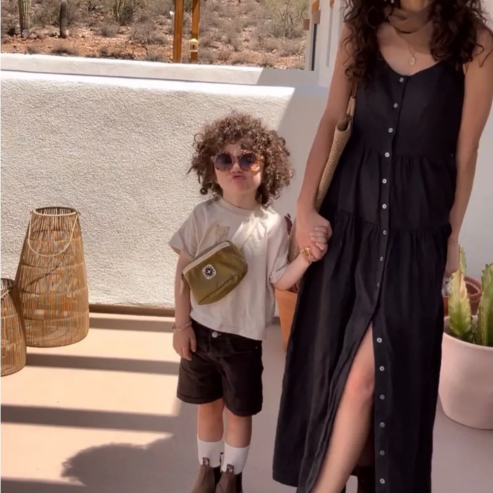 Doen Black Sleeveless Dress